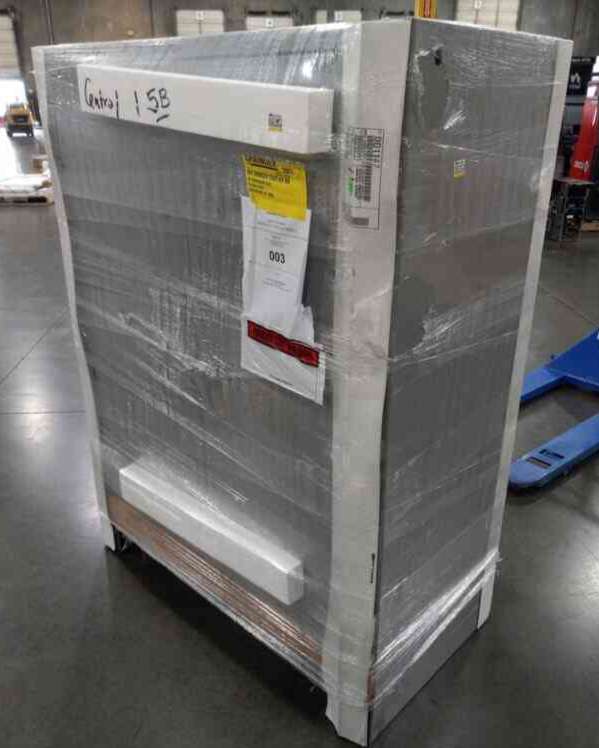 LYON DD1147 Storage Cabinet, 14 Gauge, 3-Point Locking System, 4 Shelves, Size 64 Inch x 48 Inch, 1450 lb. Capacity, In Stock, Side View